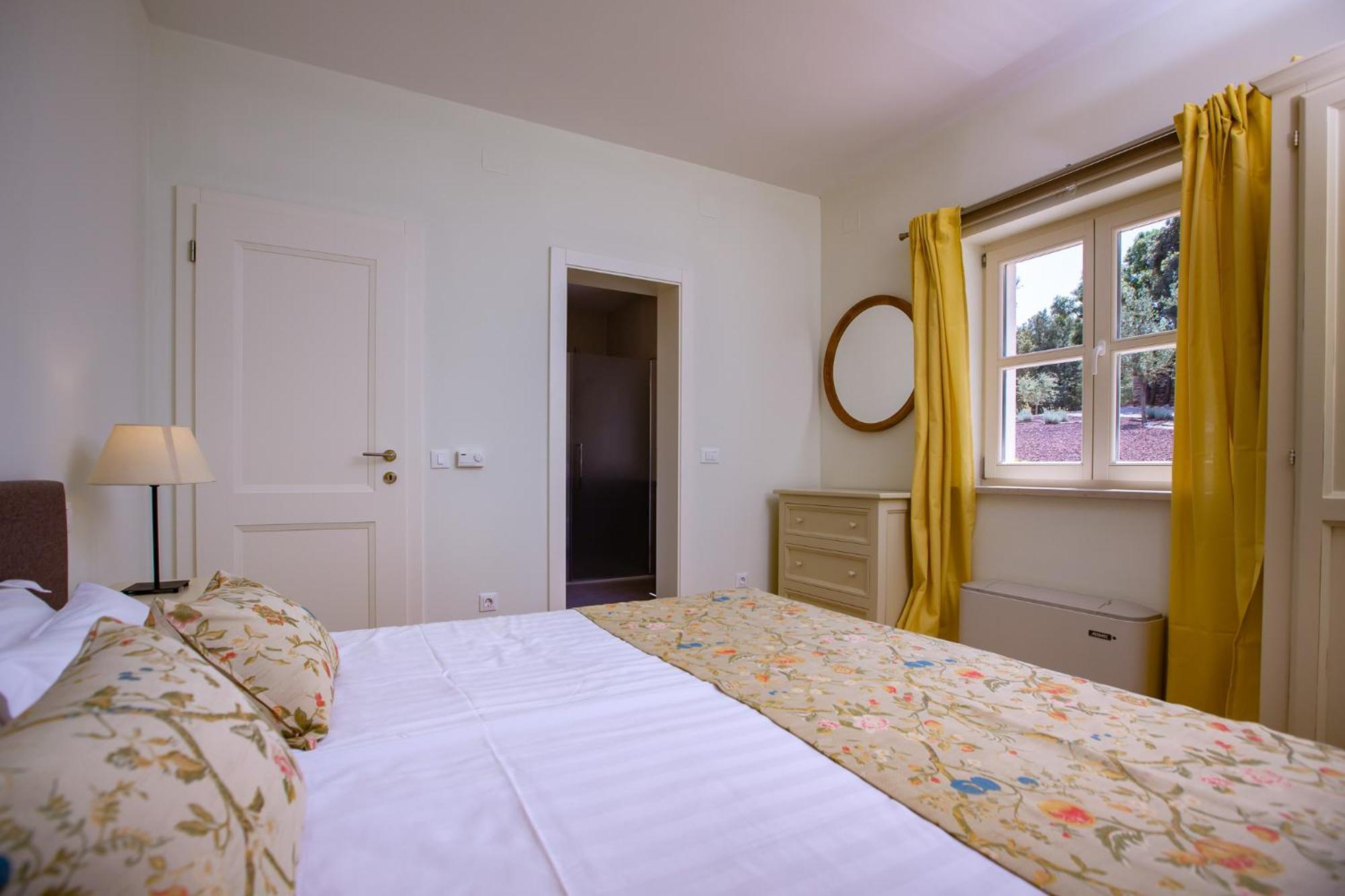 Mirana Luxury Villas Kavran Room photo