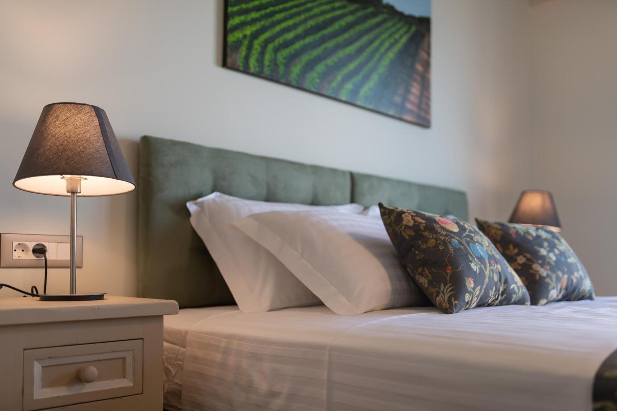 Mirana Luxury Villas Kavran Room photo