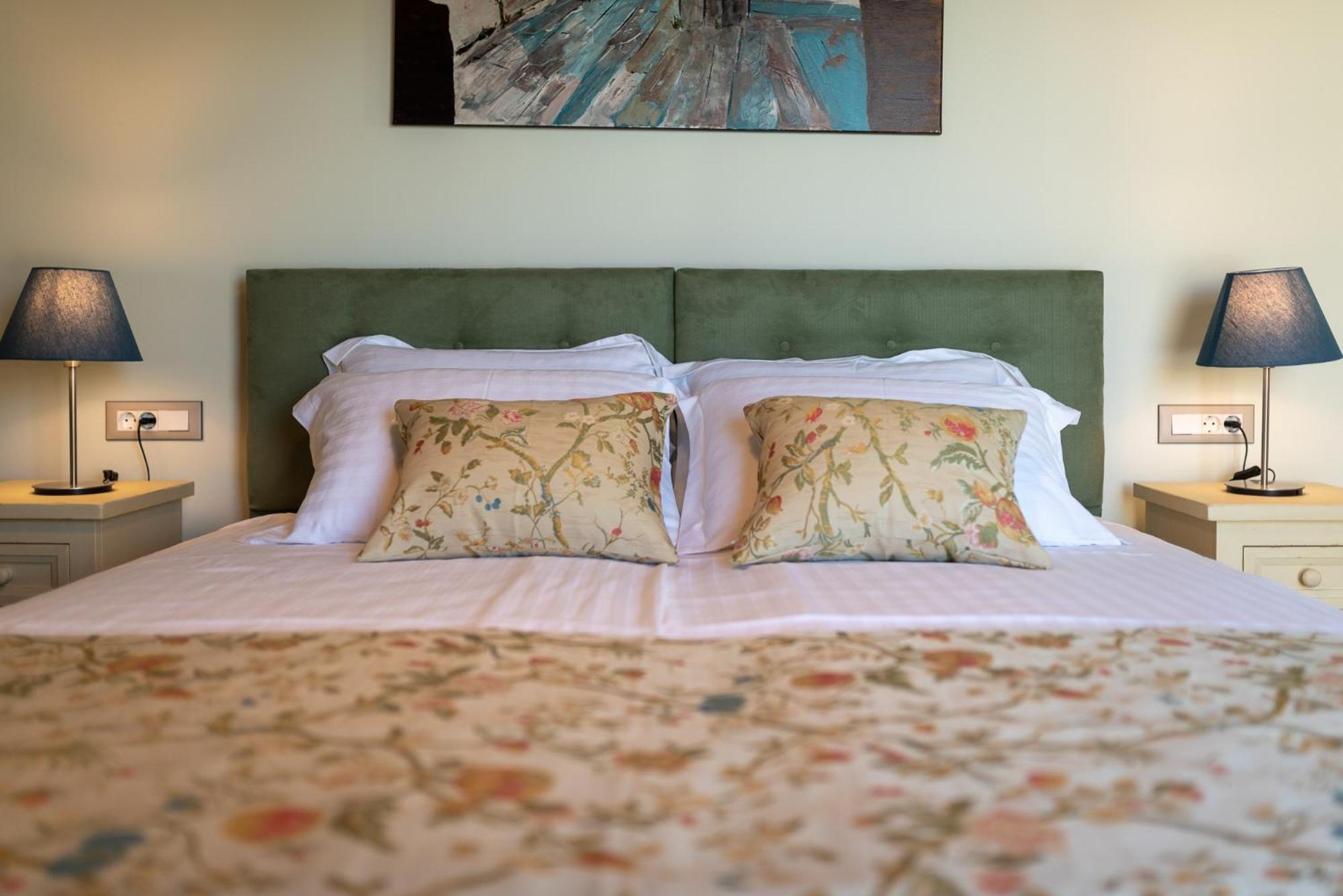 Mirana Luxury Villas Kavran Room photo