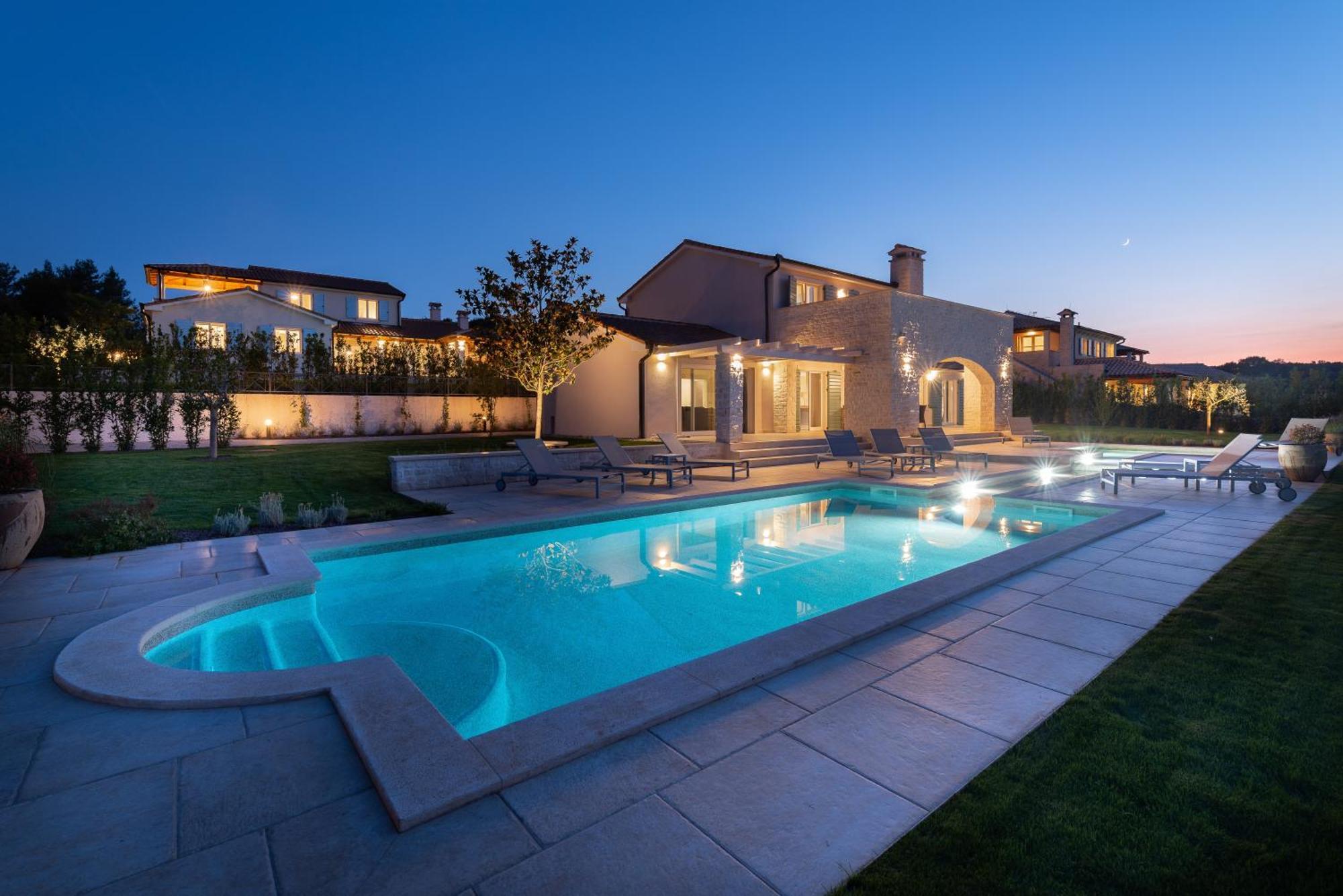 Mirana Luxury Villas Kavran Exterior photo