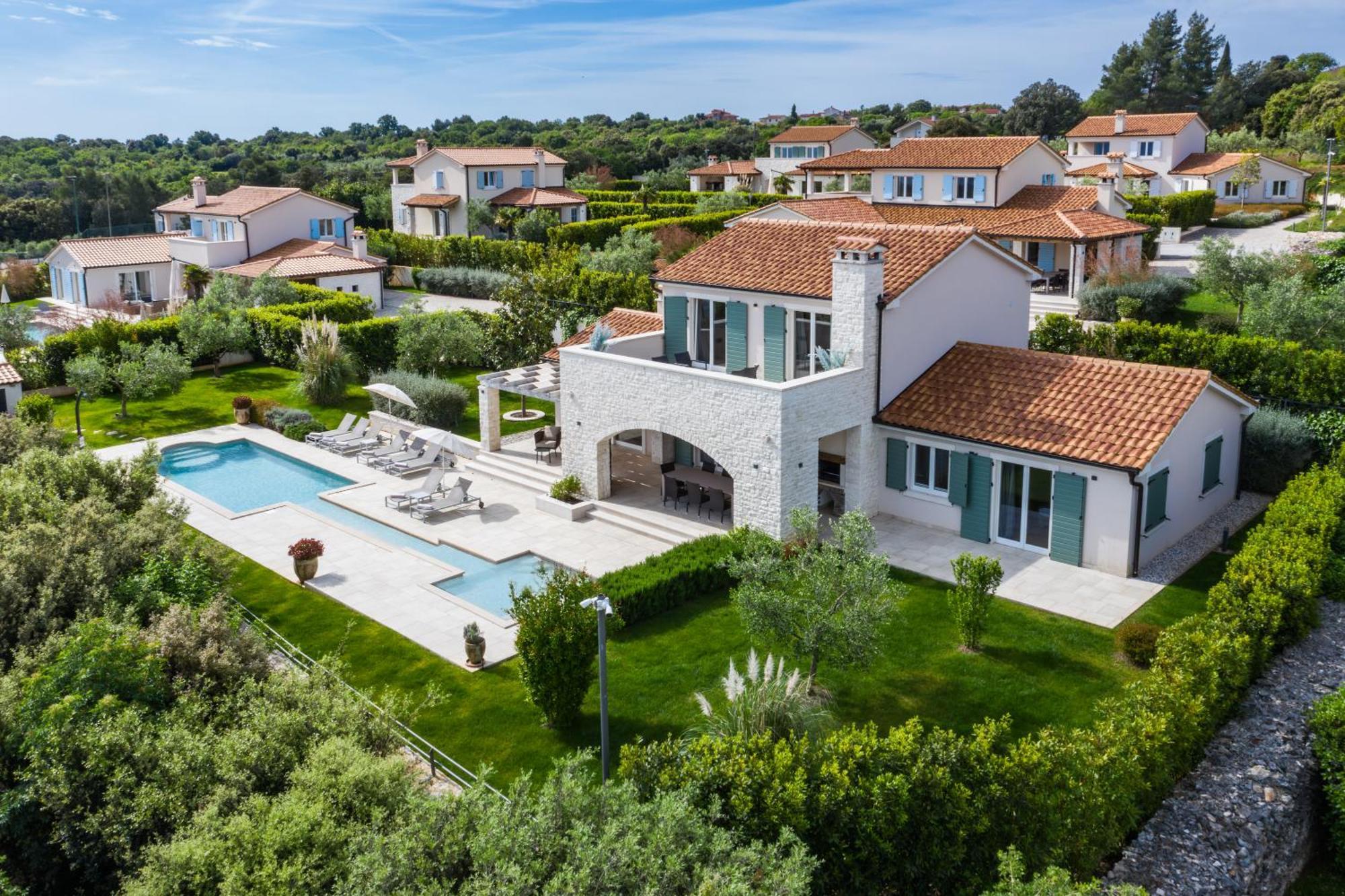 Mirana Luxury Villas Kavran Exterior photo