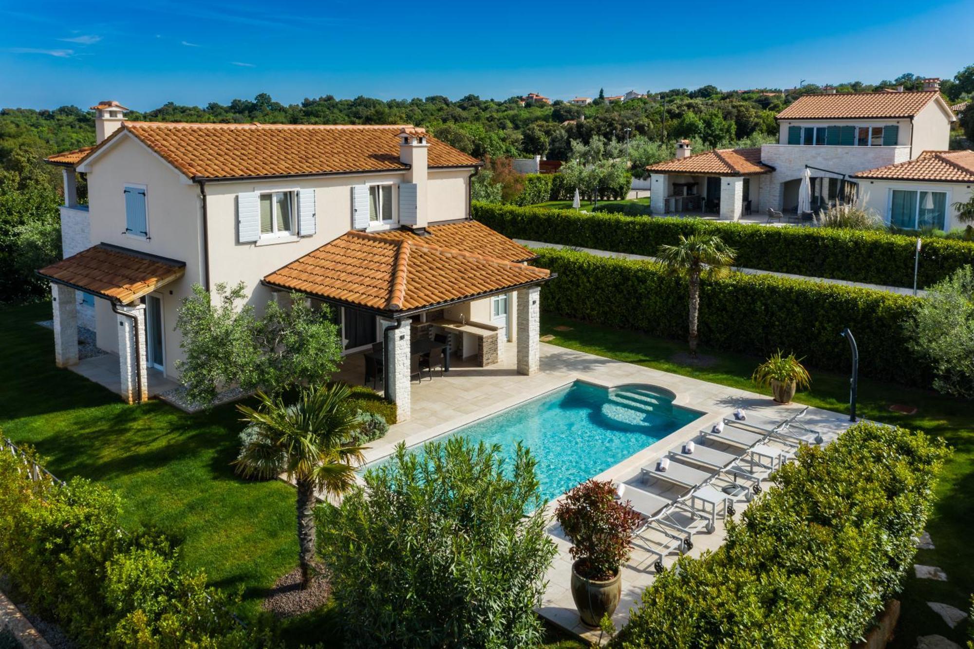 Mirana Luxury Villas Kavran Exterior photo
