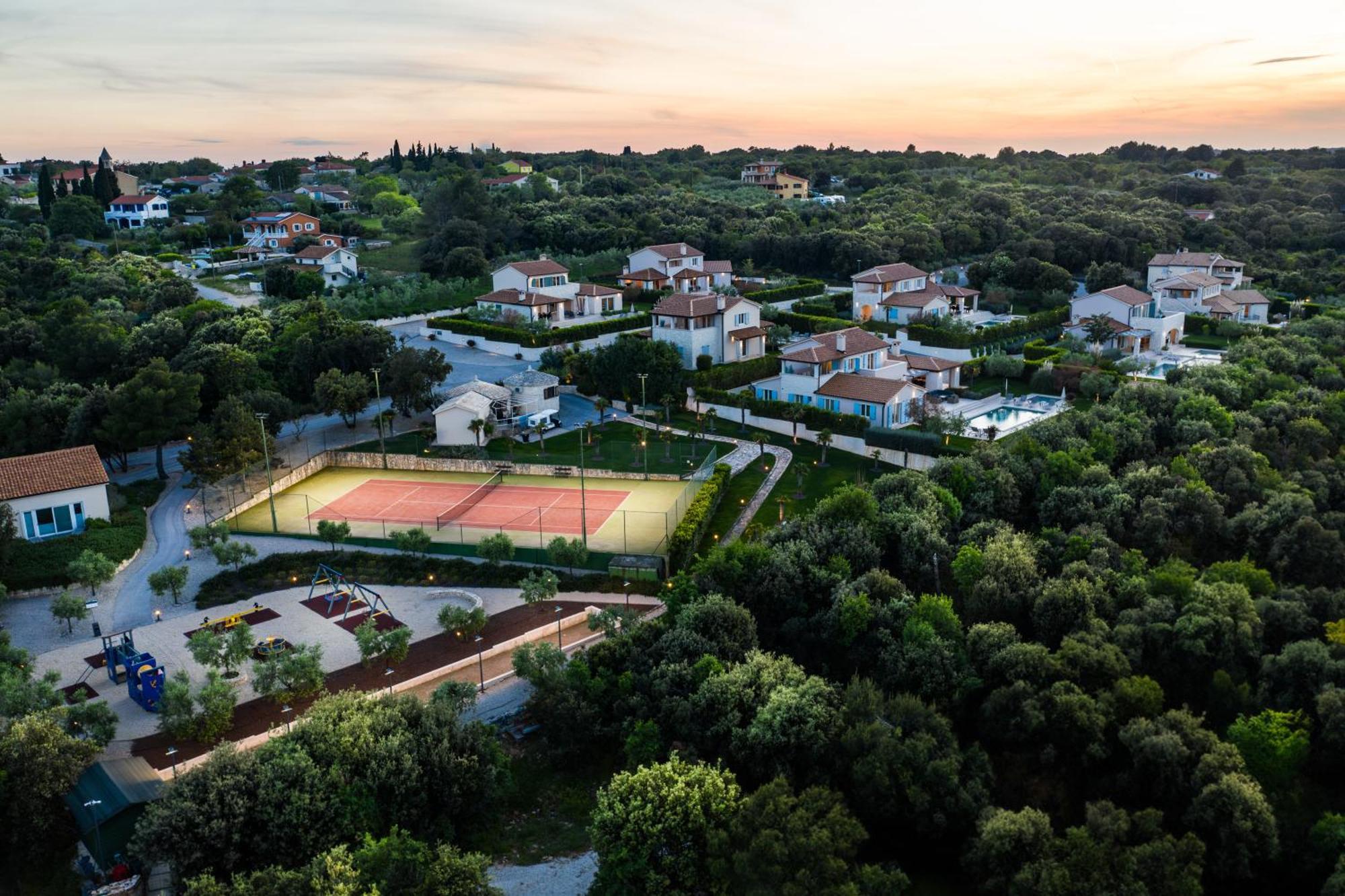 Mirana Luxury Villas Kavran Exterior photo